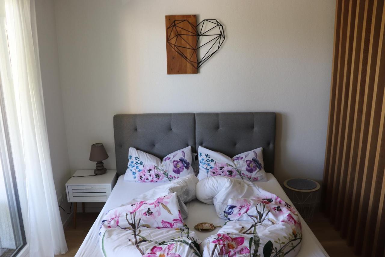 Luxus Apartment In Burghausen Buitenkant foto